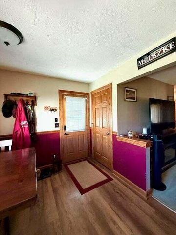 132 Clover COURT, Burlington, WI 53105