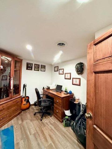 132 Clover COURT, Burlington, WI 53105