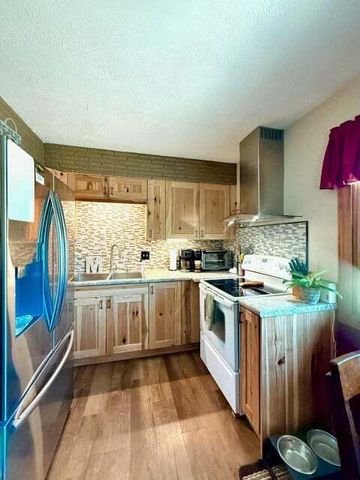 132 Clover COURT, Burlington, WI 53105