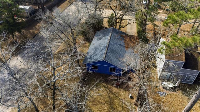 28600 Magnolia Court, Huntsville, TX 77320