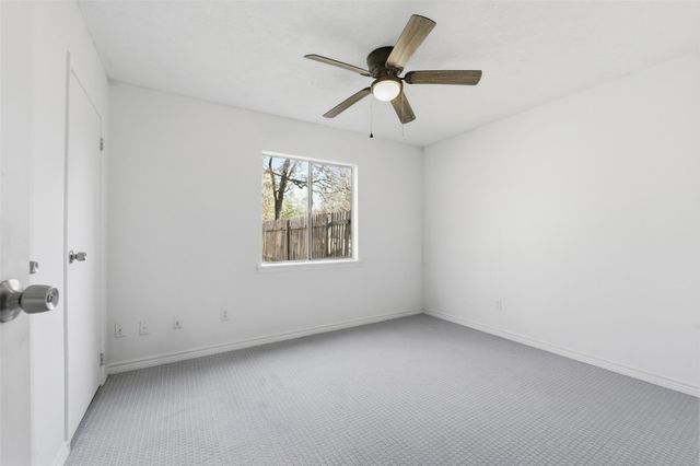 28600 Magnolia Court, Huntsville, TX 77320