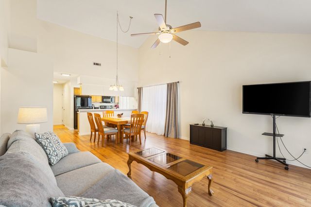 4940 Windsor Green Way Unit 301, Myrtle Beach, SC 29579