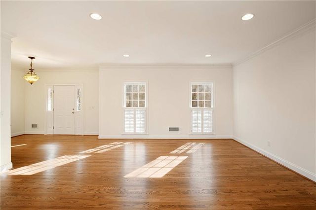 480 Saddlebrook Drive, Roswell, GA 30075