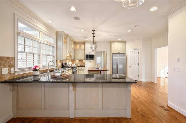 480 Saddlebrook Drive, Roswell, GA 30075