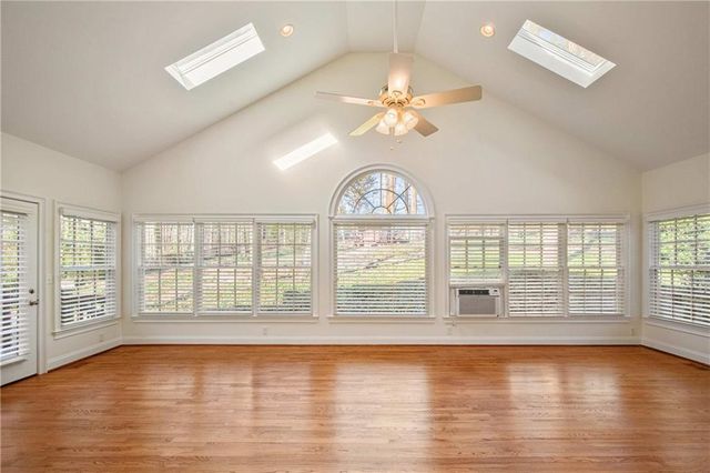 480 Saddlebrook Drive, Roswell, GA 30075