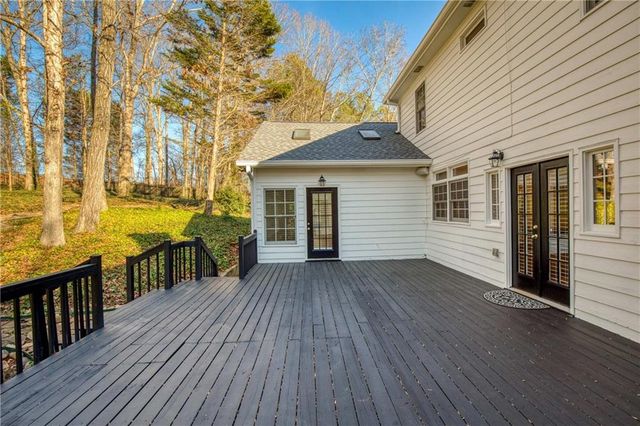 480 Saddlebrook Drive, Roswell, GA 30075