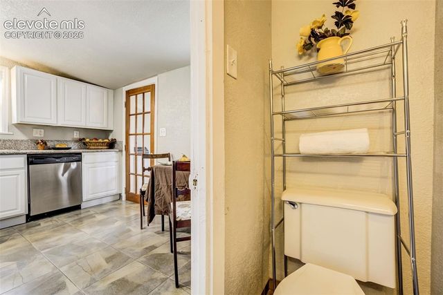 542 W Boulder Street, Colorado Springs, CO 80905