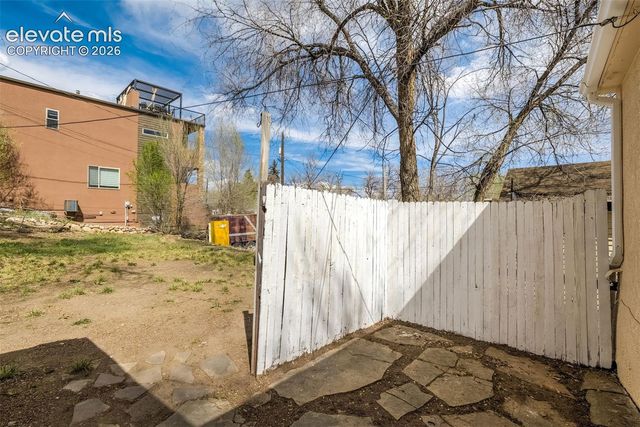 542 W Boulder Street, Colorado Springs, CO 80905