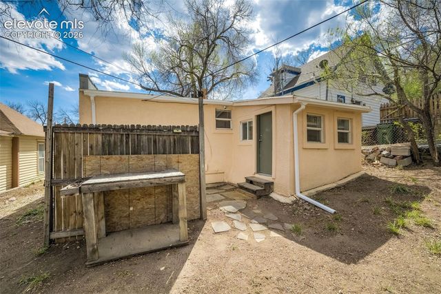 542 W Boulder Street, Colorado Springs, CO 80905