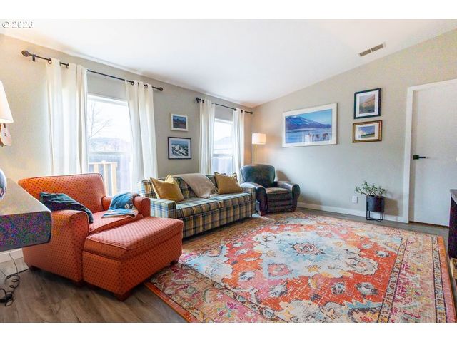 2225 TERRA LEA Ct, La Grande, OR 97850