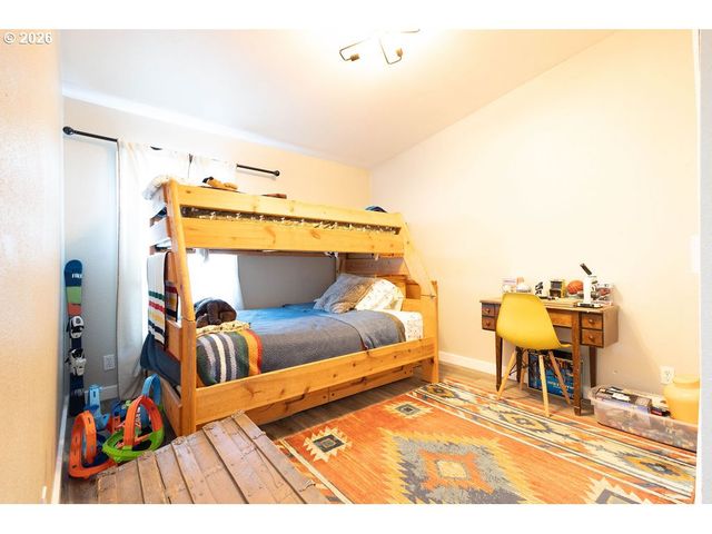 2225 TERRA LEA Ct, La Grande, OR 97850