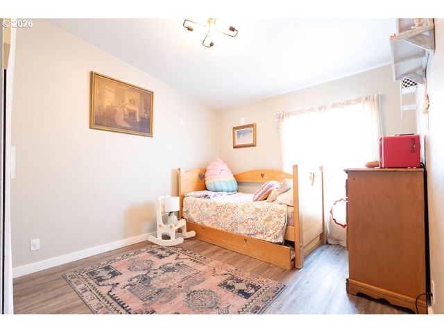 2225 TERRA LEA Ct, La Grande, OR 97850