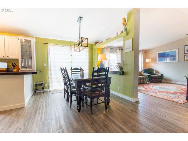 2225 TERRA LEA Ct, La Grande, OR 97850