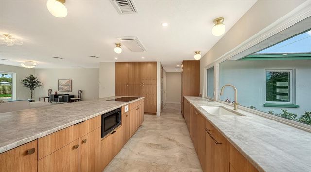 1967 BROOKHAVEN DRIVE, Sarasota, FL 34239