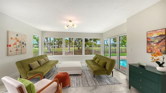 1967 BROOKHAVEN DRIVE, Sarasota, FL 34239