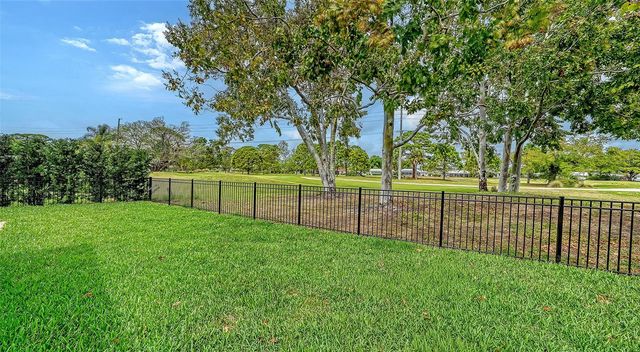 1967 BROOKHAVEN DRIVE, Sarasota, FL 34239