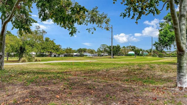 1967 BROOKHAVEN DRIVE, Sarasota, FL 34239