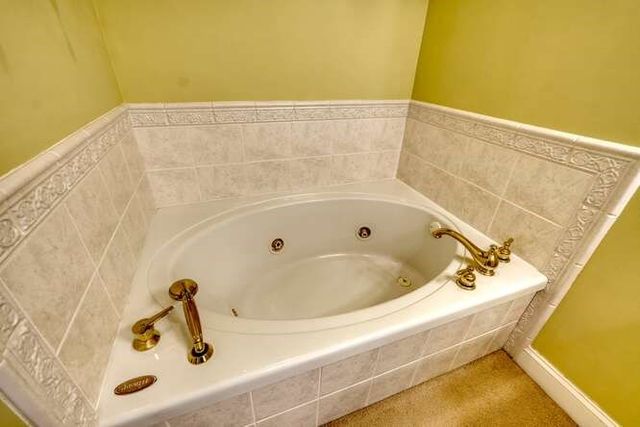 105 Carroll Lake Lane, Hayesville, NC 28904