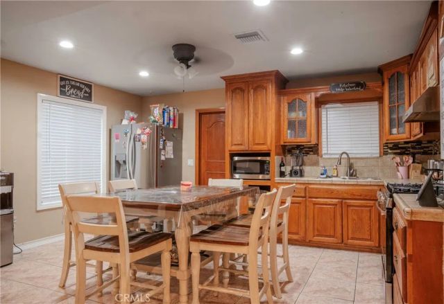 616 S Belden, Rialto, CA 92376