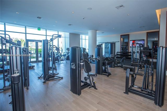 3250 NE 188th St 608, Aventura, FL 33180