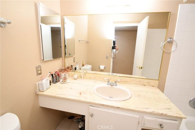 20002 Tajauta, Carson, CA 90746