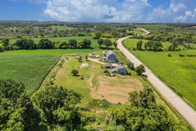 6801 County Road D, Allenton, WI 53002