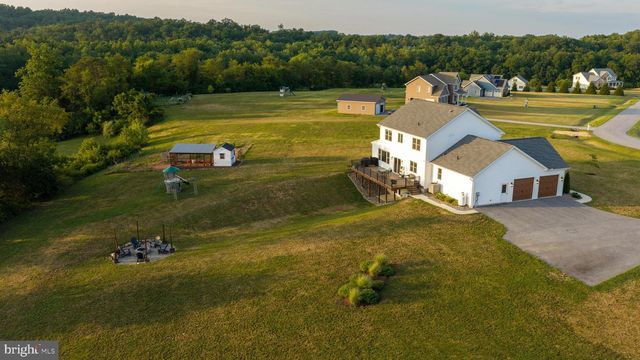 50 BELLA TERRA DR, Shermans Dale, PA 17090