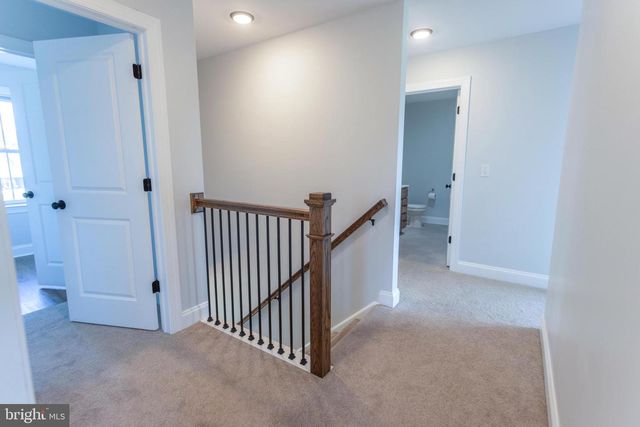 50 BELLA TERRA DR, Shermans Dale, PA 17090
