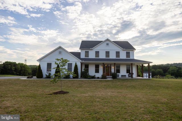 50 BELLA TERRA DR, Shermans Dale, PA 17090
