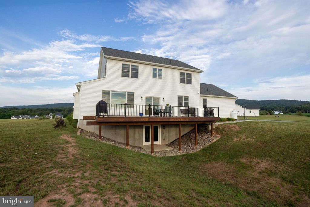 Image 48 of property listing at 50 BELLA TERRA DR, Shermans Dale, PA 17090