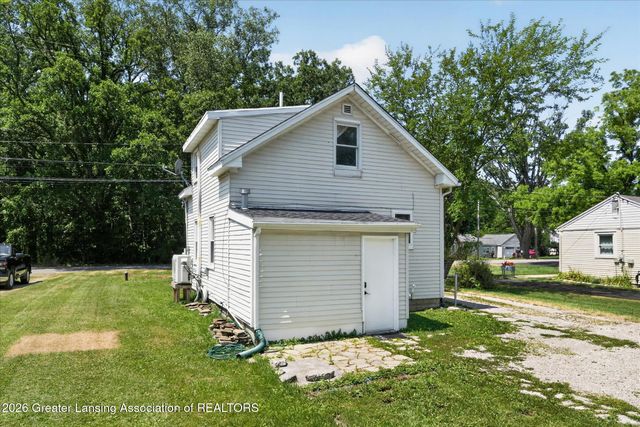 2460 N Eifert Road, Holt, MI 48842