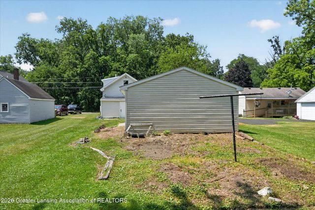 2460 N Eifert Road, Holt, MI 48842