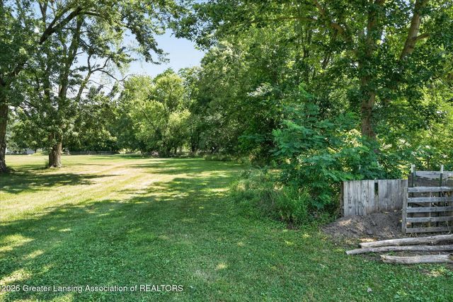 2460 N Eifert Road, Holt, MI 48842