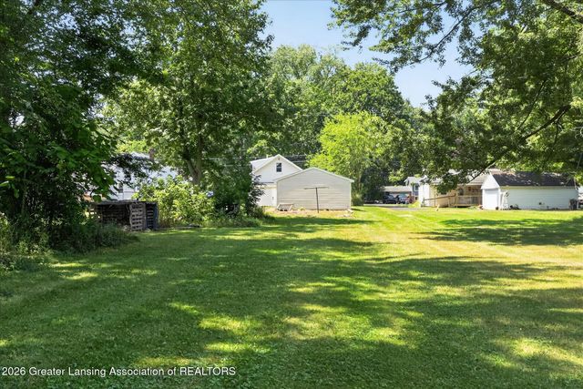 2460 N Eifert Road, Holt, MI 48842