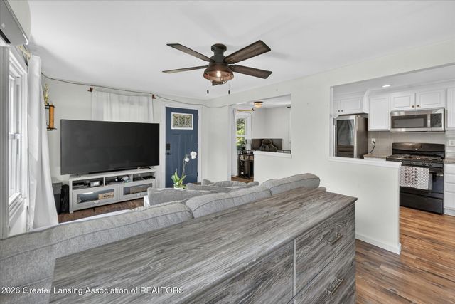 2460 N Eifert Road, Holt, MI 48842