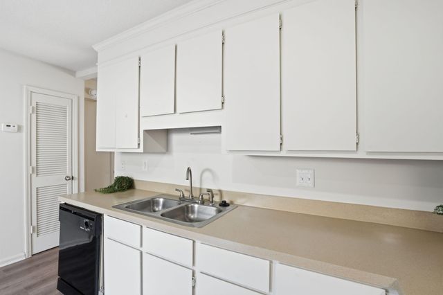 4744 Bayfield Drive, North Charleston, SC 29418