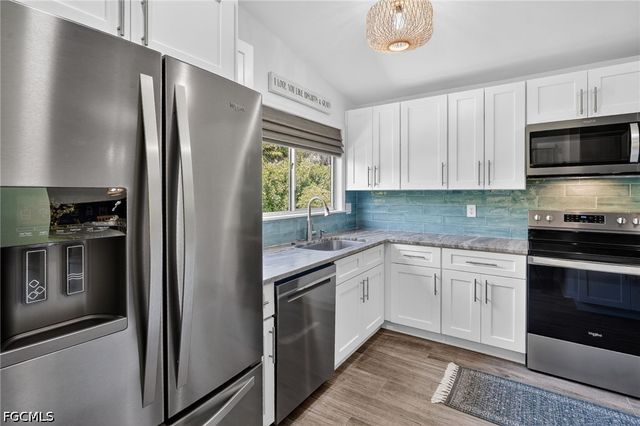 6458 Royal Woods DR, Fort Myers, FL 33908