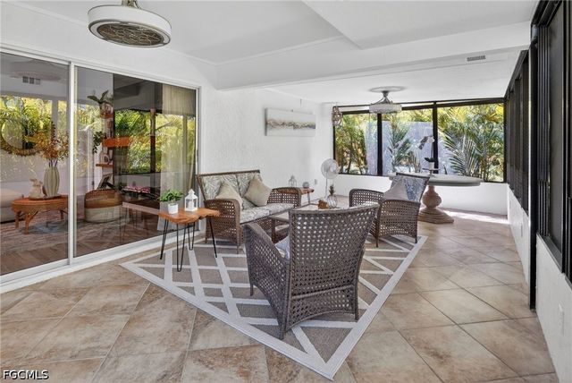 6458 Royal Woods DR, Fort Myers, FL 33908