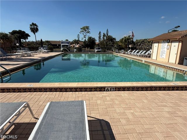 6458 Royal Woods DR, Fort Myers, FL 33908