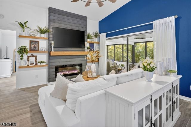 6458 Royal Woods DR, Fort Myers, FL 33908