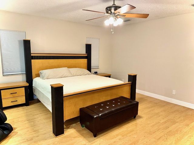 3290 SW 131st Terrace, Davie, FL 33330