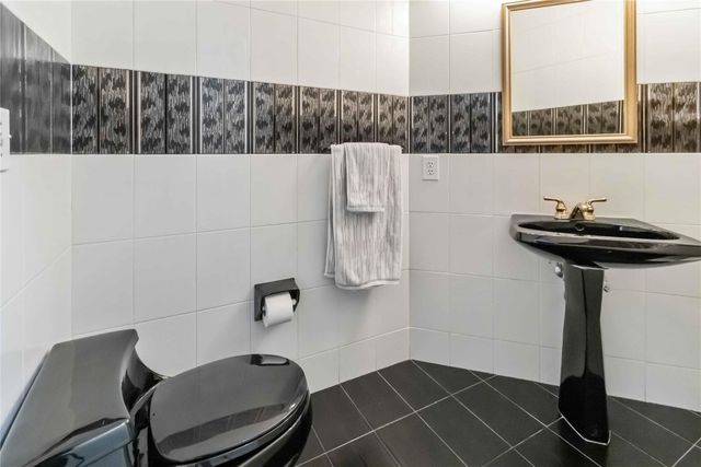 3290 SW 131st Terrace, Davie, FL 33330