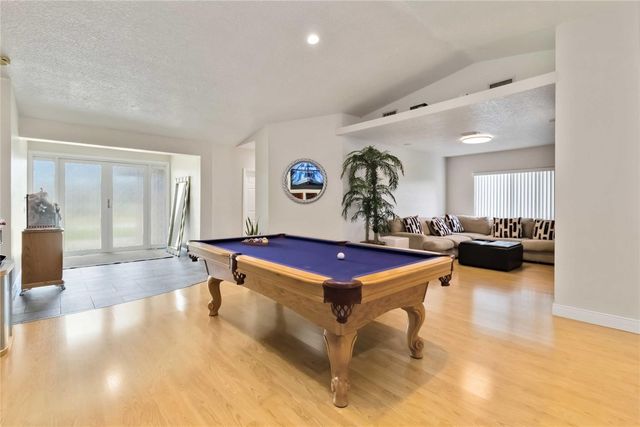 3290 SW 131st Terrace, Davie, FL 33330