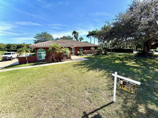 3290 SW 131st Terrace, Davie, FL 33330