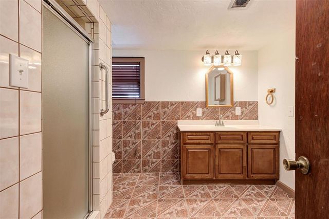 2532 NW 38th Street, Oklahoma City, OK 73112