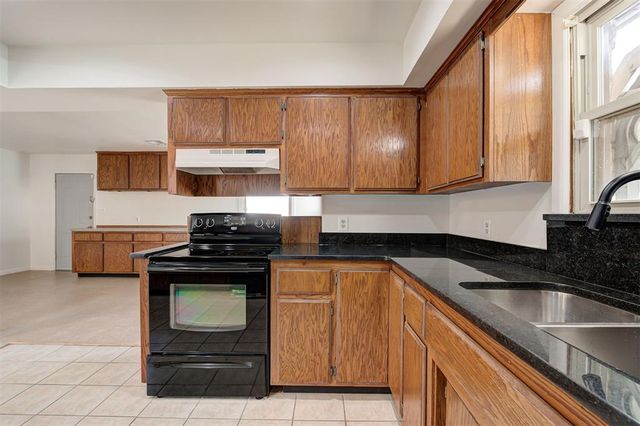 2532 NW 38th Street, Oklahoma City, OK 73112