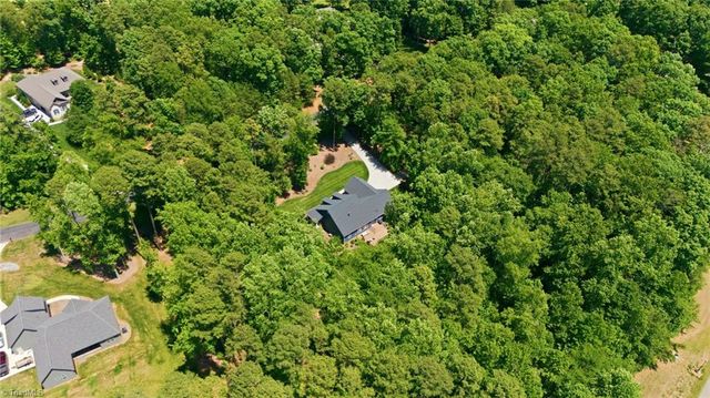 203 Spinnaker Court, Lexington, NC 27292