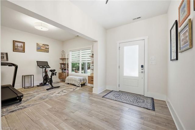 203 Spinnaker Court, Lexington, NC 27292
