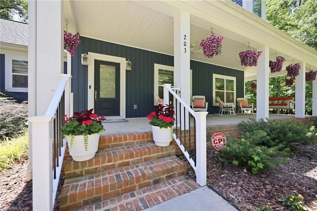 203 Spinnaker Court, Lexington, NC 27292