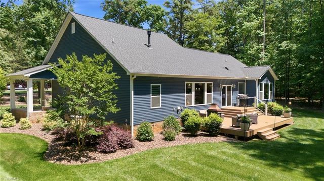 203 Spinnaker Court, Lexington, NC 27292